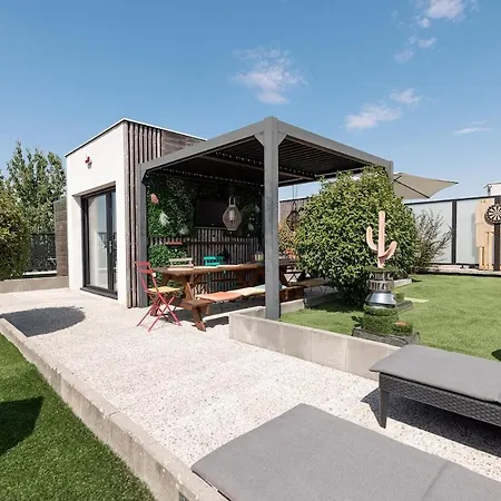 Apartamento Exceptional Rooftop Near Disneyland Bussy-Saint-Georges